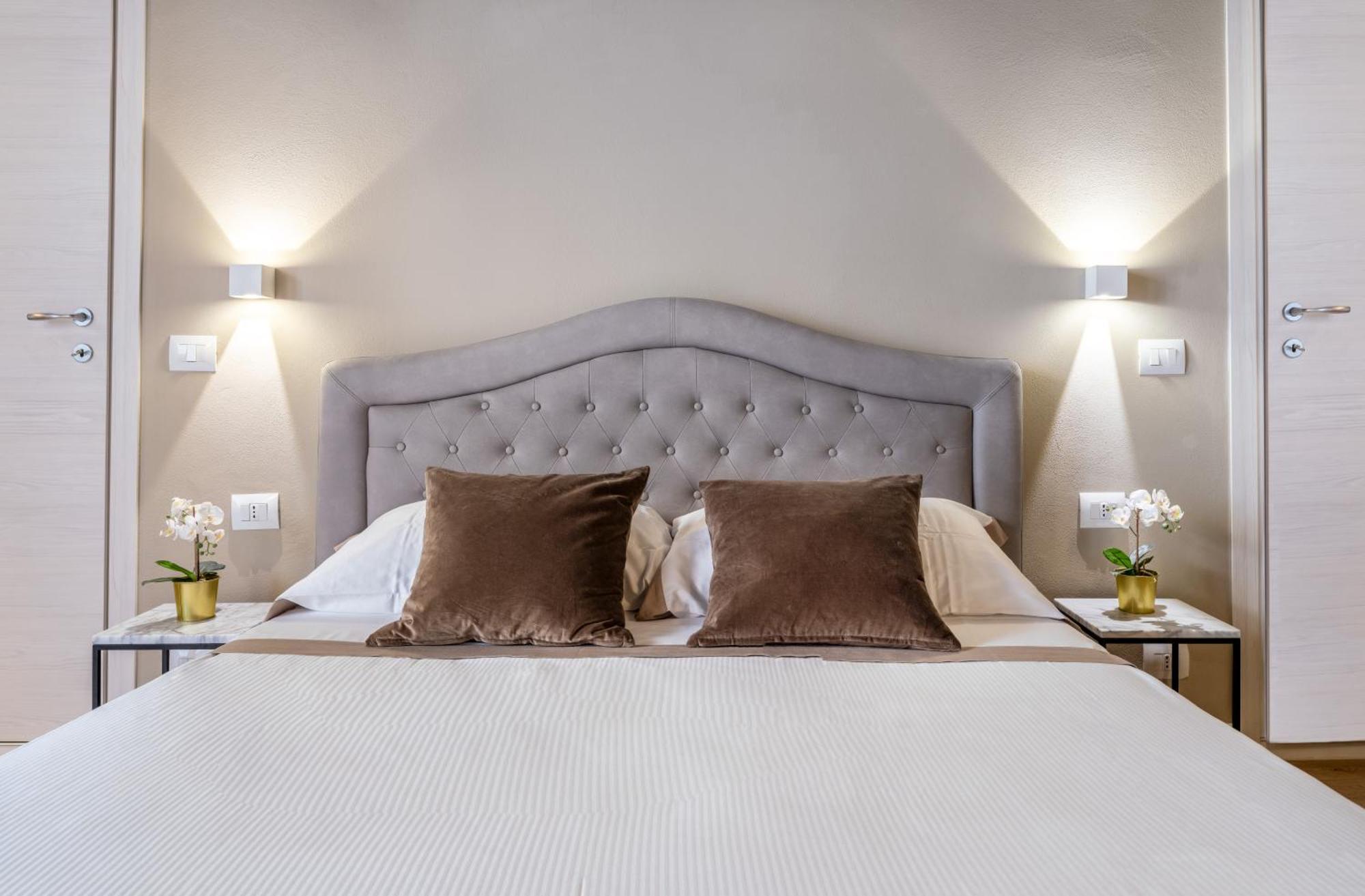 Santa Croce Luxury Suite - Dolcevita Holiday Florencja Zewnętrze zdjęcie