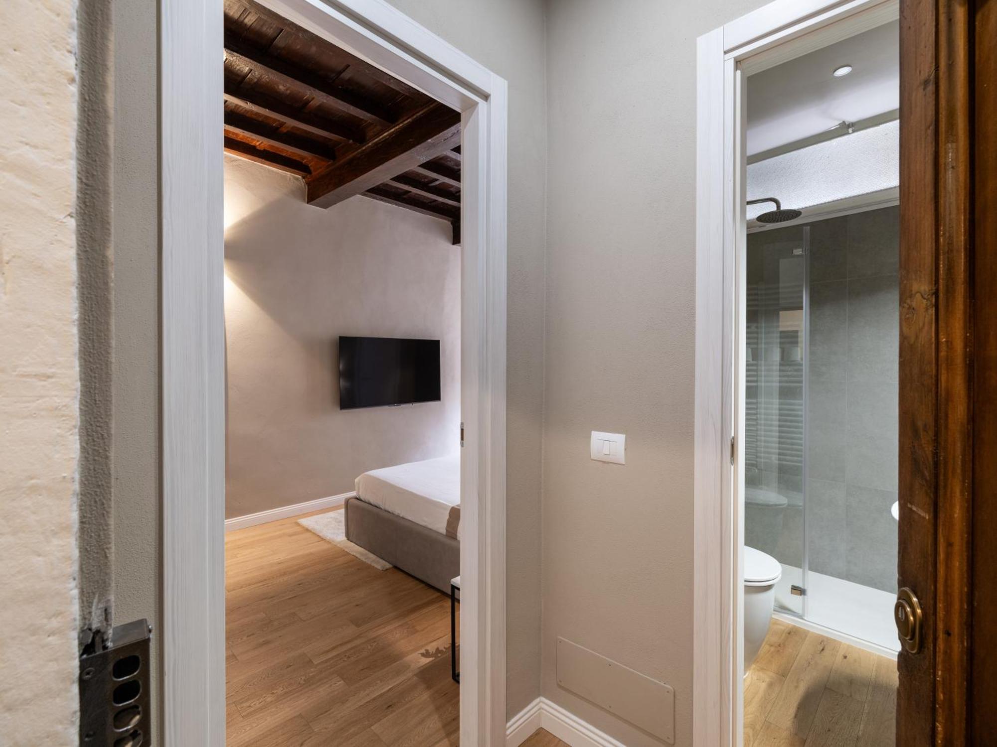 Santa Croce Luxury Suite - Dolcevita Holiday Florencja Zewnętrze zdjęcie